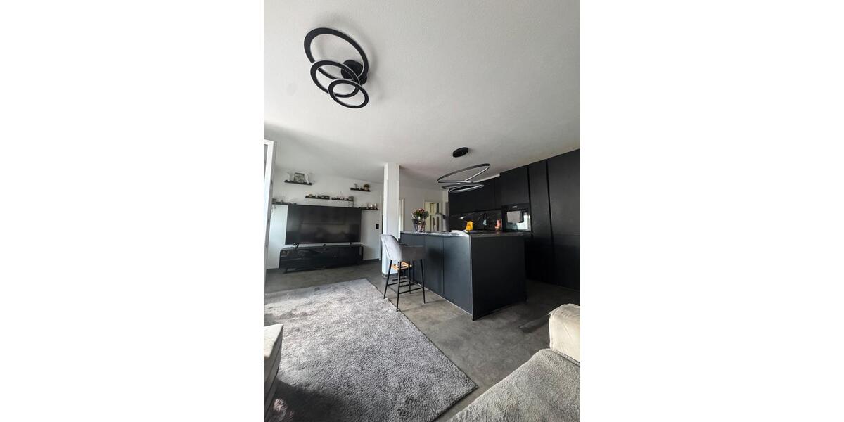 Dachgeschoßwohnung Stuttgart Luginsland - 3 Zimmer, 65 m&sup2;, 350.000&euro; | Angebot:25310210