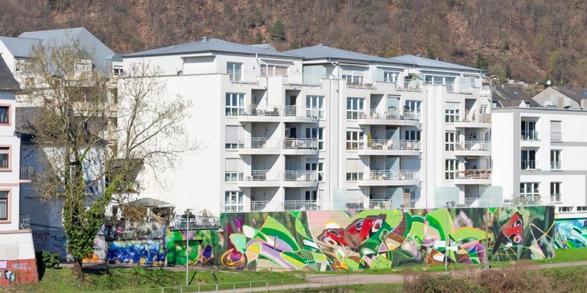 Wohnen mit tollem Moselblick-Attraktive Penthousewohnung mit eigenem Aufzugsausgang an der Mosel - Einfamilienhaus Trier Feyen-Weismark | Angebot:26048722