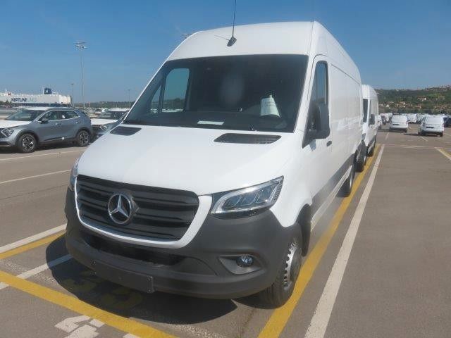 Mercedes-Benz Sprinter 50 km 71.200 € München 80797