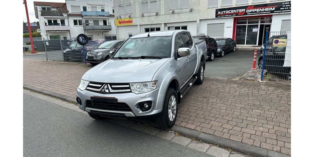 Mitsubishi L200 140.000 km 15.900 € Oppenheim 55276