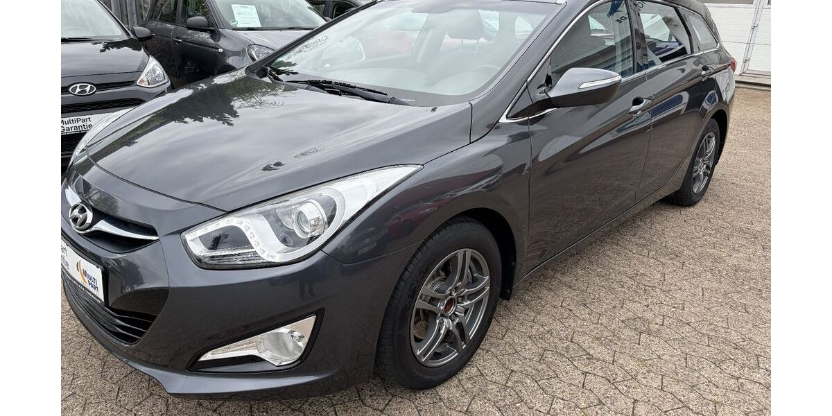 Hyundai i40 67.000 km 7.690 &euro; Rhauderfehn 26817