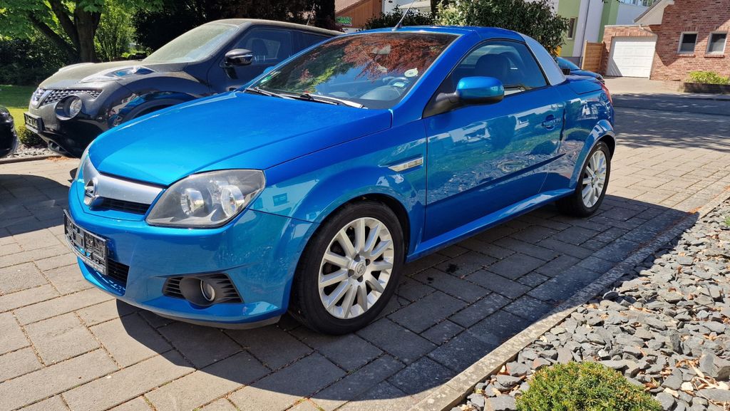 Opel Tigra 102.250 km 2.300 &euro; Aßlar / Werdorf 35614