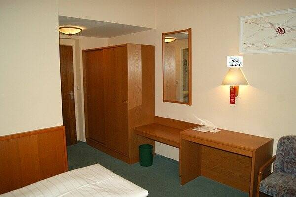 Gewerbeobjekt Cham - 4 Zimmer, 1.980.000&euro; | Angebot:25736409