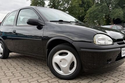 Opel Corsa 95.000 km 1.980 &euro; Rellingen 25462