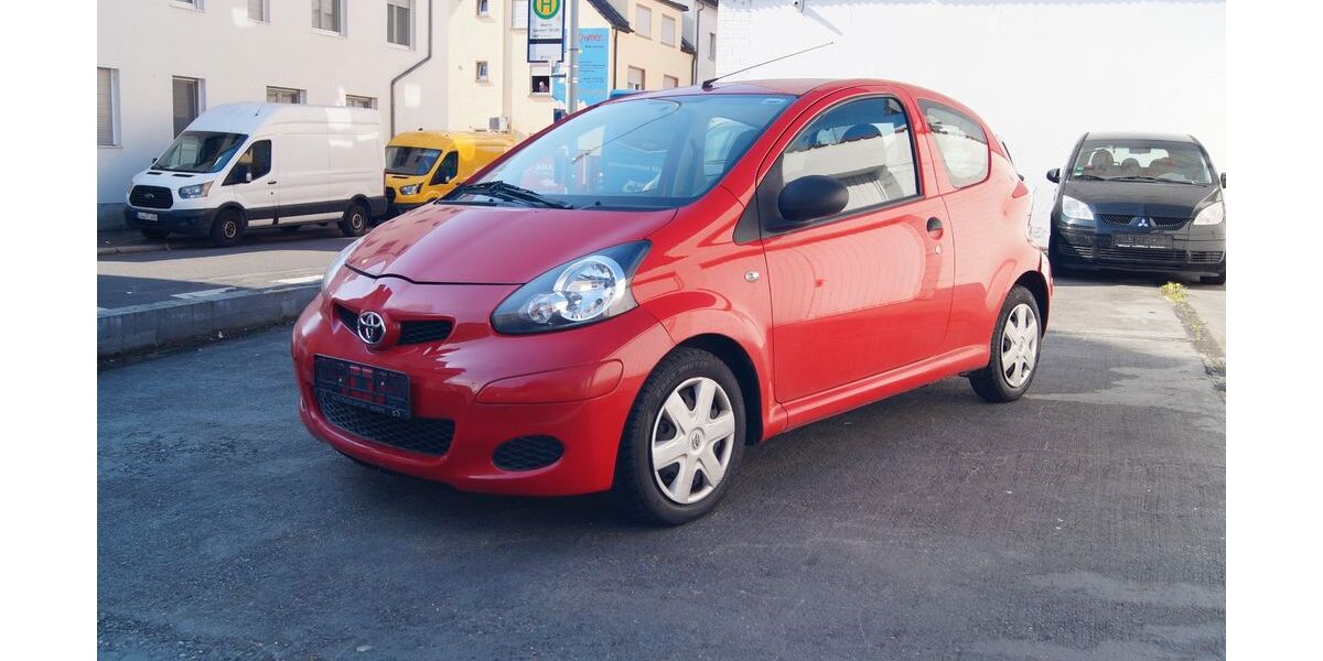 Toyota Aygo (X) 110.000 km 2.480 &euro; Worms 67547