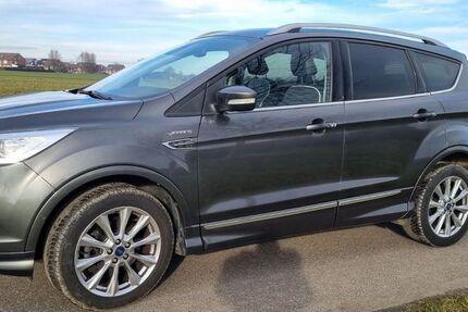 Ford Kuga 104.000 km 15.990 &euro; Baesweiler 52499