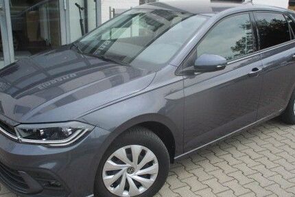 VW Polo 23.920 km 19.780 &euro; Halen 49685