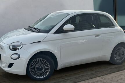 Fiat 500e 30.900 km 22.290 &euro; Lauchringen 79787