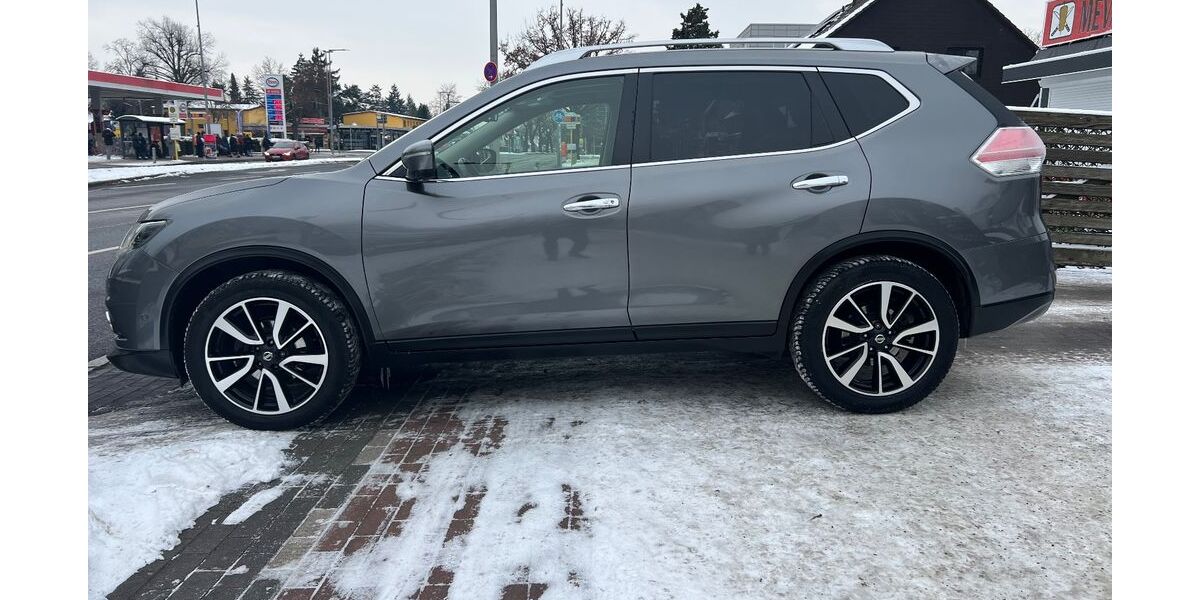 Nissan X-Trail 153.000 km 13.900 &euro; Berlin 12349
