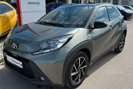 Toyota Aygo (X) 38.620 km 13.290 &euro; Germaringen 87656