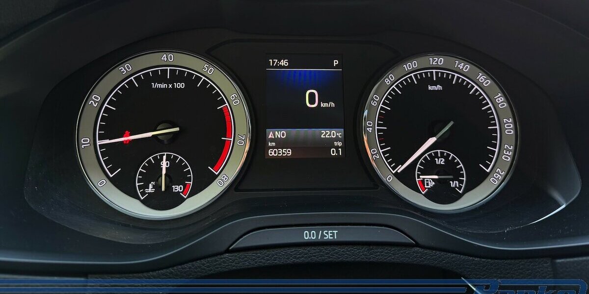 Skoda Karoq Ambition*1-Hand*Automatik*Navi*SHZ*Tempo 60.359 km 17.860 &euro; Berlin 13187