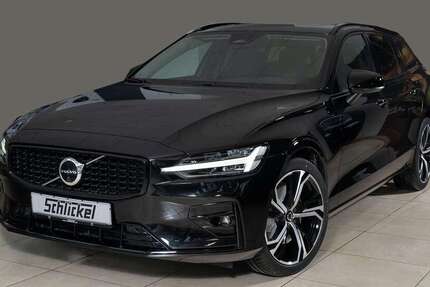 Volvo V60 1.100 km 42.850 € Oldenburg 26125