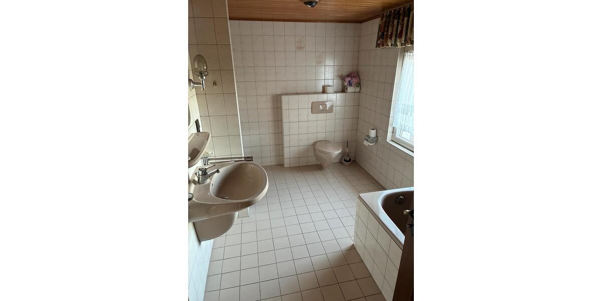 Einfamilienhaus Quakenbrück - 8 Zimmer, 175 m&sup2;, 265.000&euro; | Angebot:26251604