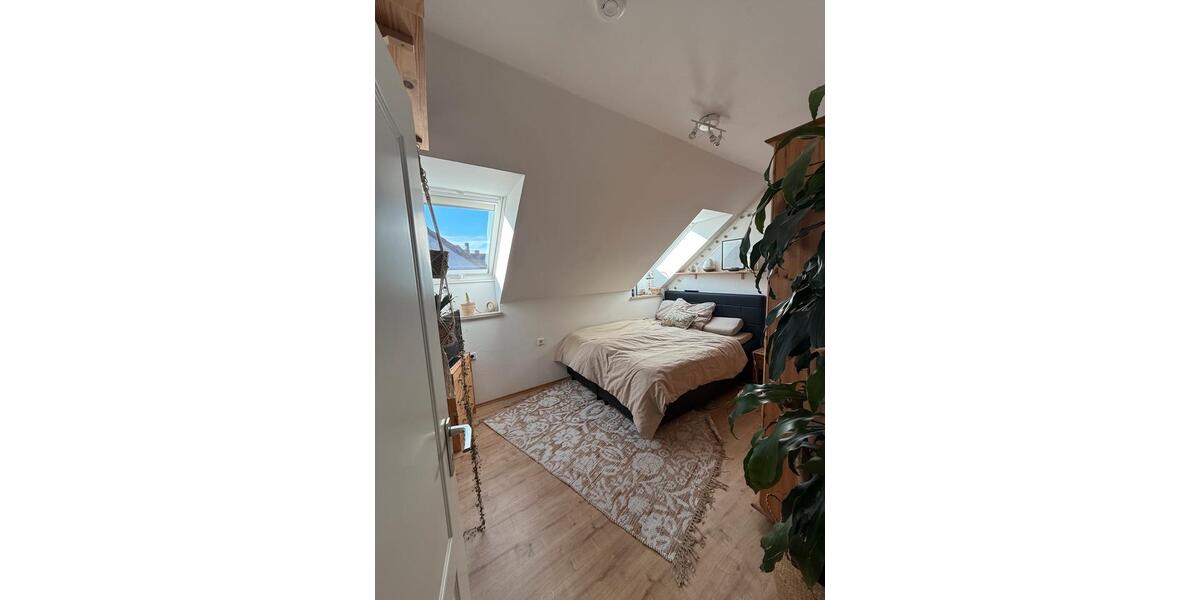 Dachgeschoßwohnung Augsburg Innenstadt - 2 Zimmer, 52 m&sup2;, 250.000&euro; | Angebot:24538859