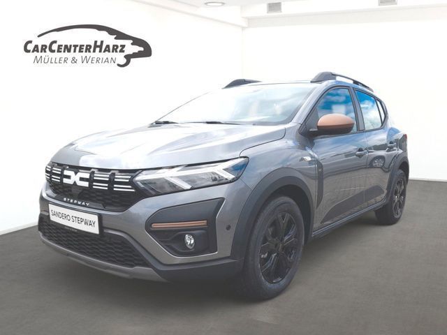 Dacia Sandero 3.300 km 21.454 € Blankenburg 38889