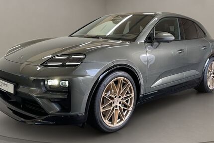 Porsche Macan 2.902 km 103.800 &euro; Köln 50823