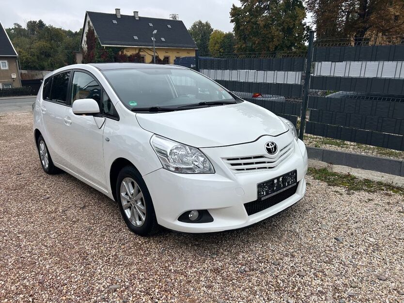 Toyota Verso 186.000 km 4.999 € Chemnitz 09114