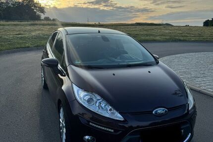 Ford Fiesta 135.000 km 3.500 € Lauda 97922