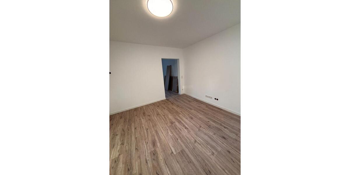 Erdgeschoßwohnung Schiffweiler - 2 Zimmer, 51 m&sup2;, 600&euro; | Angebot:26147370