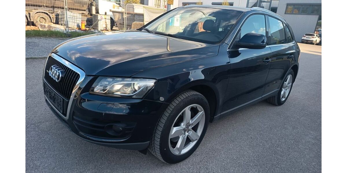 Audi Q5 220.000 km 8.490 &euro; Fellbach 70736
