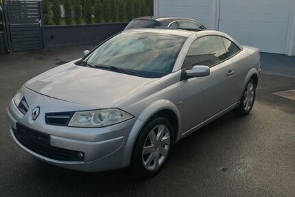 Renault Megane 230.000 km 2.699 &euro; solingen 42657