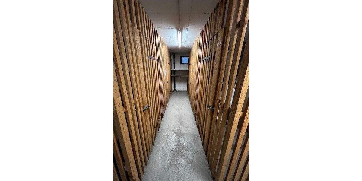 Etagenwohnung Pforzheim Nordstadt - 5 Zimmer, 137 m&sup2;, 325.000&euro; | Angebot:24859539