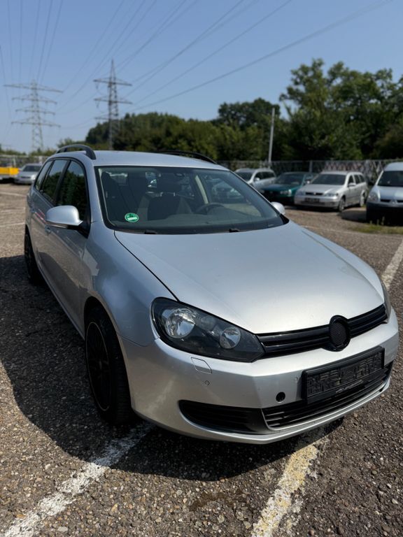 VW Golf 270.000 km 2.250 € Karlsruhe 76137