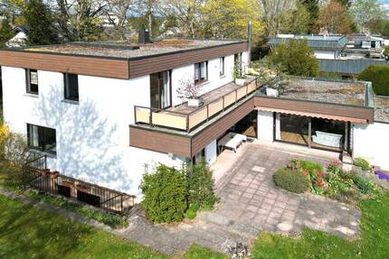 Haus Villingen-Schwenningen Villingen - 9 Zimmer, 197 m&sup2;, 640.000&euro; | Angebot:26402783
