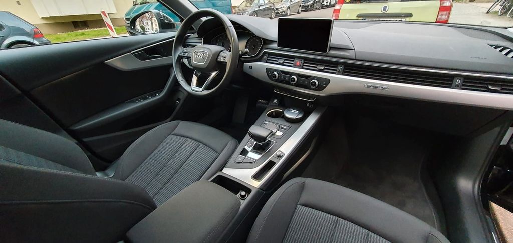 Audi quattro 90.000 km 26.900 &euro; München 80634