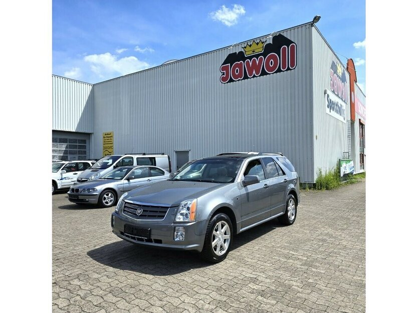 SRX 4X4 V8 Luxury PANO AT- NAVI XENON LEDER BEIGE