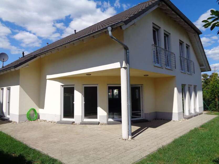 Haus zum Mieten in Waldmohr 2.600 € 283 m²