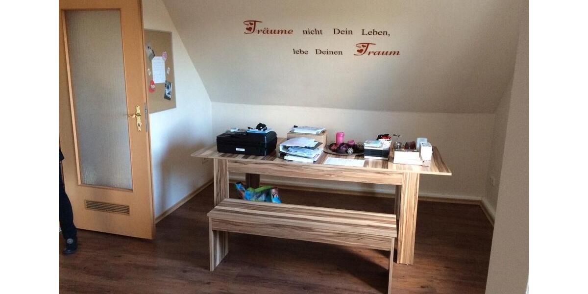 Dachgeschoßwohnung Hünfeld - 3 Zimmer, 75 m&sup2;, 600&euro; | Angebot:26533065