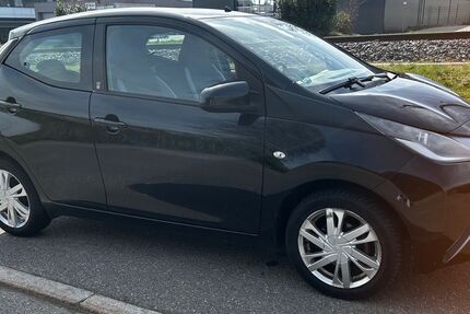 Toyota Aygo (X) 97.000 km 9.300 € Freudenstadt 72250