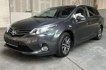 Toyota Avensis 187.000 km 7.300 &euro; Hörstel 48477