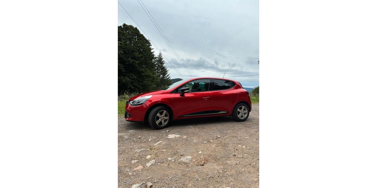 Renault Clio 93.000 km 6.800 &euro; Todtnau 79674