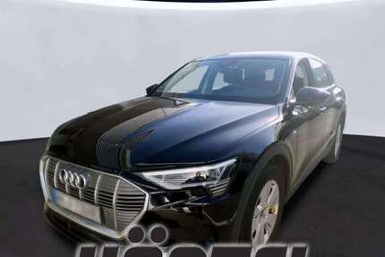 Audi e-tron 32.400 km 28.800 &euro; Osnabrück 49084