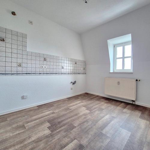 Dachgeschoßwohnung Frankenberg (Sachsen) - 4 Zimmer, 87 m&sup2;, 488&euro; | Angebot:26424147
