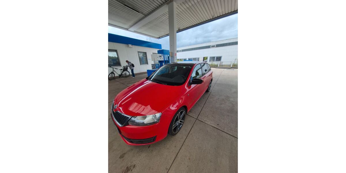 Skoda Rapid 94.000 km 7.990 &euro; Berlin 12555