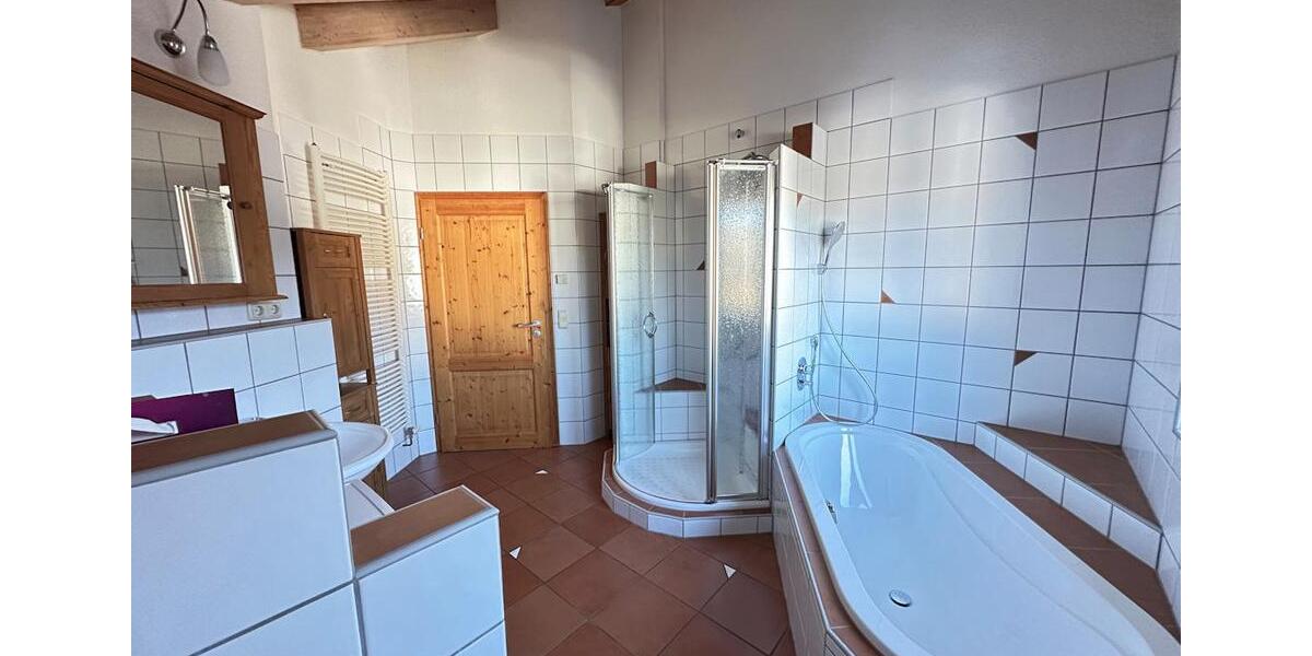Doppelhaushälfte Coburg - 4 Zimmer, 106 m&sup2;, 1.200&euro; | Angebot:24715179