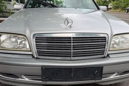 Mercedes-Benz C 250 245.000 km 3.999 &euro; Mannheim 68309