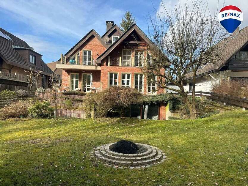 Haus zum Kaufen in Bielefeld 760.000 € 211 m²
