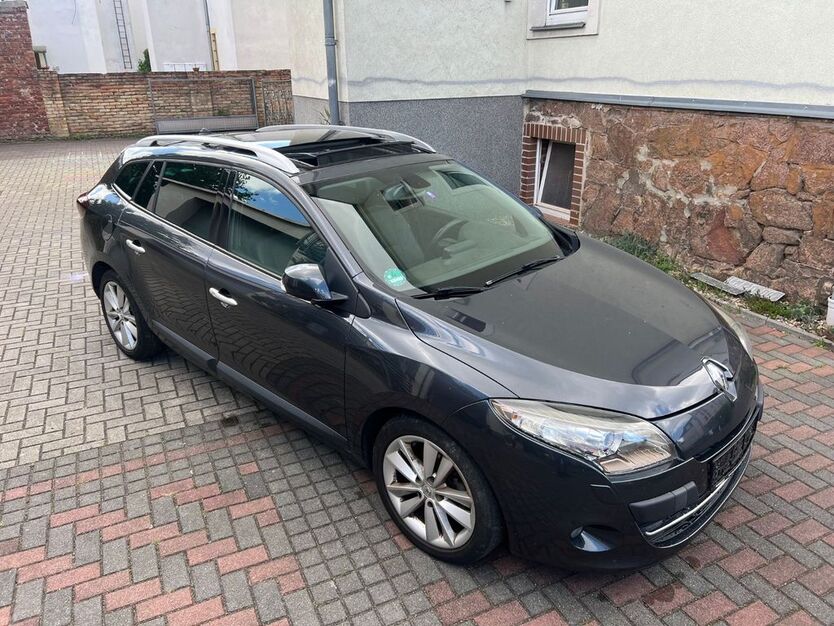 Renault Megane 160.000 km 4.444 € Dresden 01139