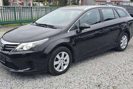 Toyota Avensis 137.000 km 9.990 &euro; Neuruppin 16816