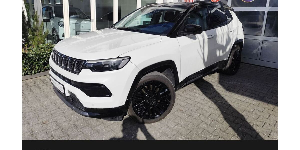 Jeep Compass 28.000 km 27.950 &euro; Rosenheim 83022