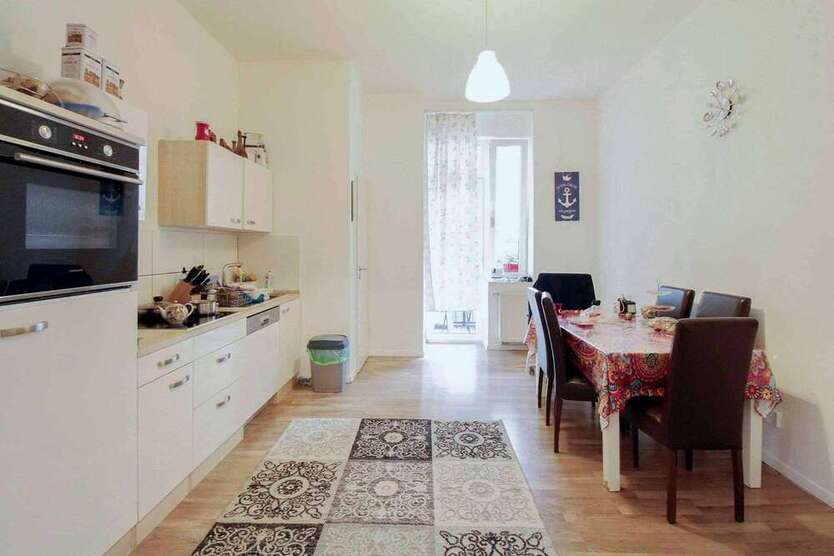 Wohnung zum Kaufen in Düsseldorf 279.000 € 86.57 m²