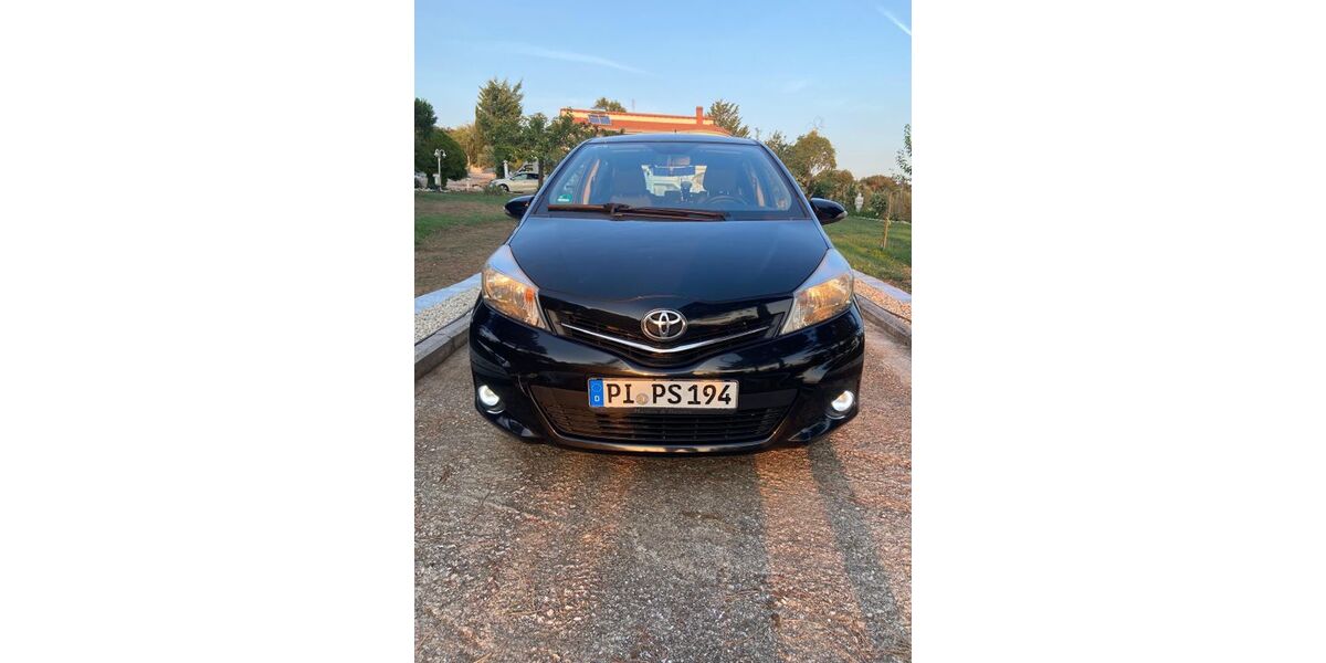 Toyota Yaris 147.507 km 6.900 &euro; Wedel 22880