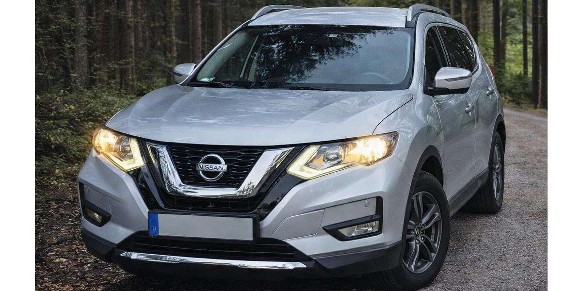Nissan X-Trail 89.500 km 15.950 &euro; Duisburg, Stadt 47228