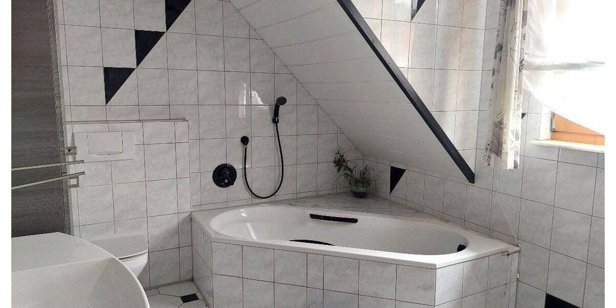 Etagenwohnung Hilders - 2 Zimmer, 79 m&sup2;, 139.000&euro; | Angebot:23944551