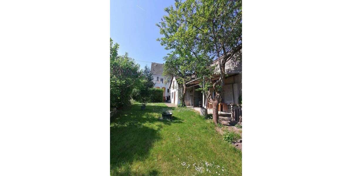 Einfamilienhaus Neuwied Segendorf - 6 Zimmer, 131 m&sup2;, 1.200&euro; | Angebot:25051706