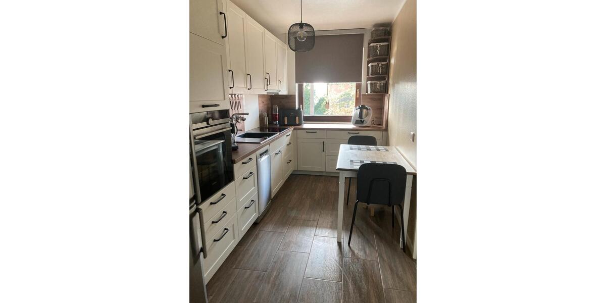 Etagenwohnung Halle - 3 Zimmer, 82 m&sup2;, 239.000&euro; | Angebot:26272640